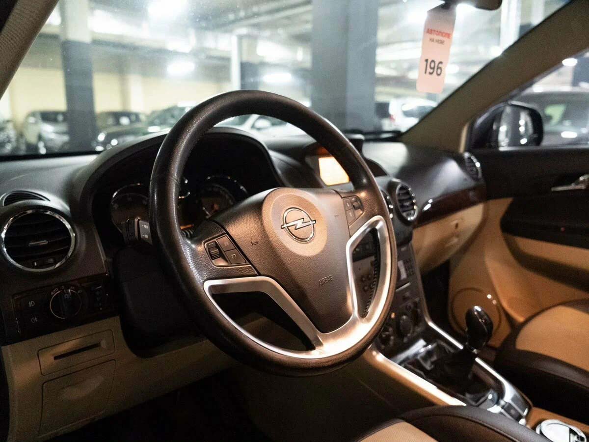 93302